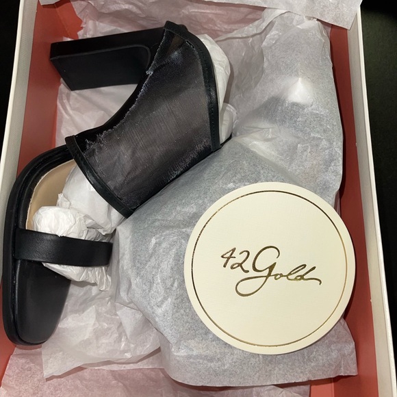 Linx Black Leather Mesh Slide Sandals - Picture 5 of 8